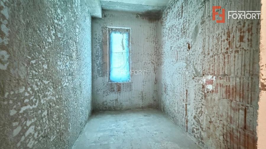 Apartament de vanzare cu 3 camere + 2 locuri de parcare - Drumul Boilor - 13