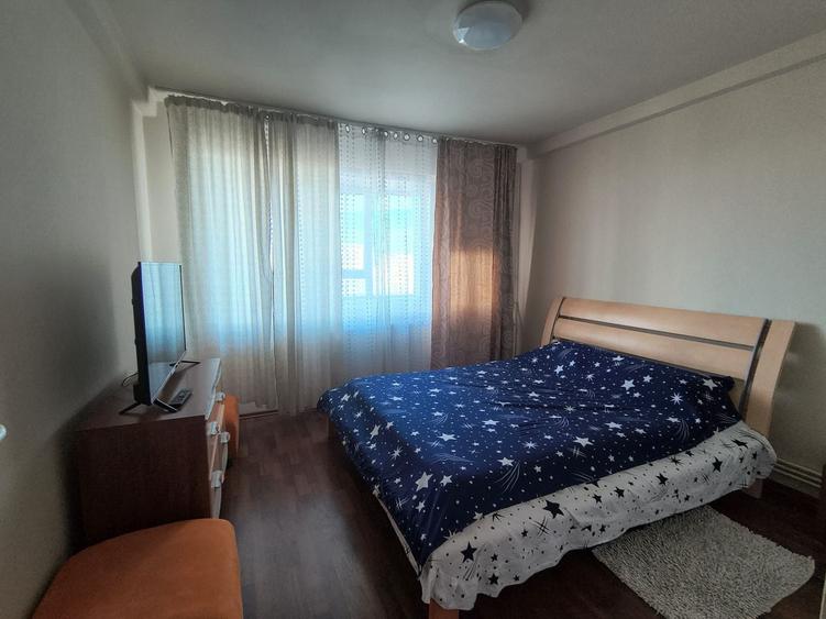 ULTRACENTRAL 2 CAMERE SEMI, VEDERE MARE LIBER 61 MP PRET 115000 EURO