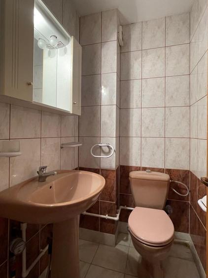 Tomis III, apartament cu 4 camere decomandate, centrala pe gaz, liber