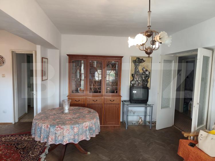 Apartament cu 4 camere, 88 mp, etaj intermediar, pe B-dul Dacia
