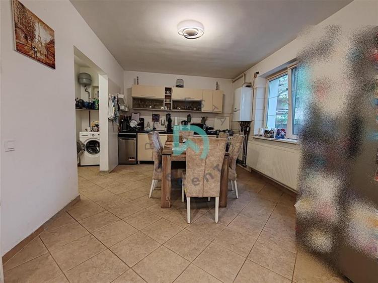 Vanzare casa individuala, 306 mp, zona Tractorul, Brasov