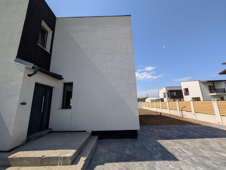 Casa 4 Camere 155mp | 0 Comision | teren 500mp | Corbeanca Petresti Ghioceilor