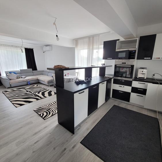 Inchiriem casa individuala in Sanpetru, zona centrului Maria - 5