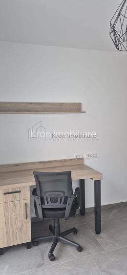 Inchiriez spatiu mic in Urban Plaza- INCHIRIAT