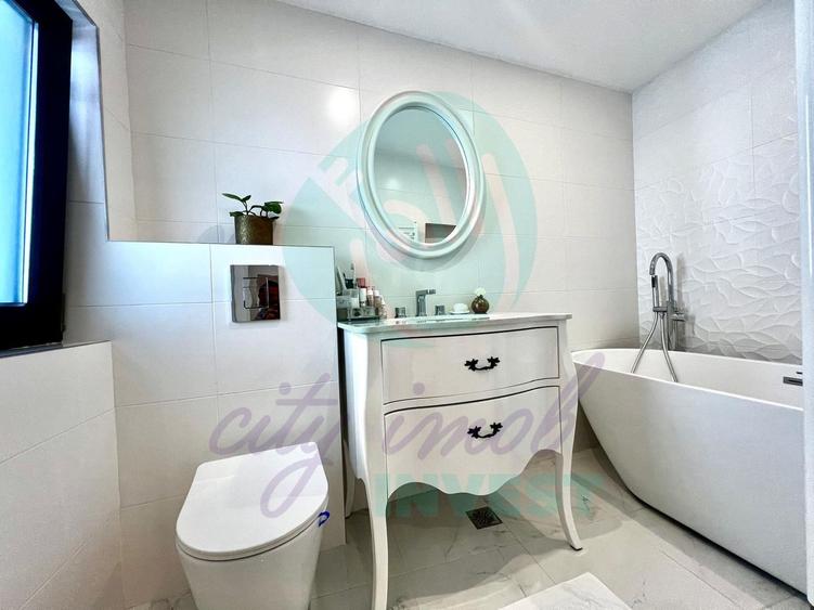 Duplex langă Cișmigiu | Curte cu atmosferă mediteraneană | Finisaje premium