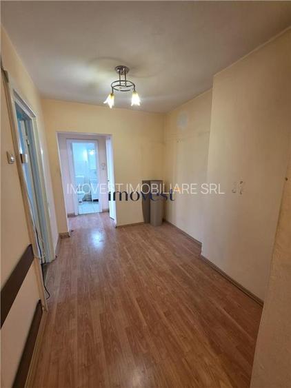 Apartament 3 Camere zona Strazii Closca - 10