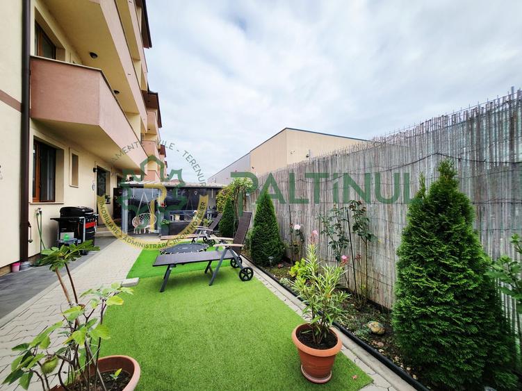 Apartament 3 camere Calea Surii Mici, Sibiu, curte 65 mp, 2 parcari