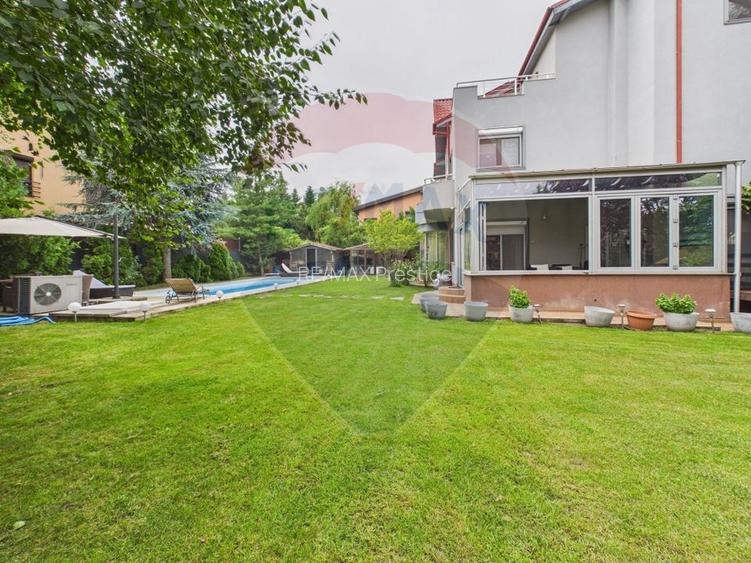 Casă / Vilă cu 7 camere de vânzare în zona Prelungirea Ghencea - 39