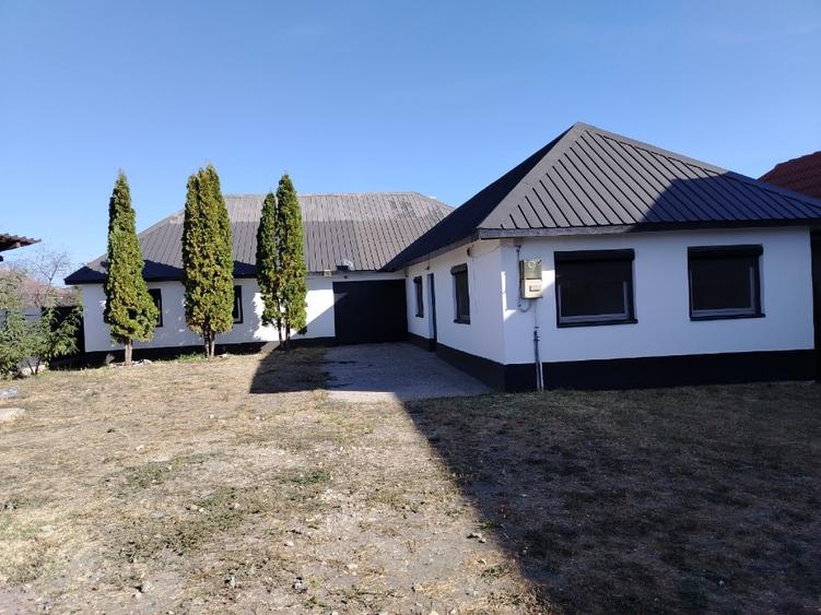 Construcție comercială cu 642 mp teren – Craiova