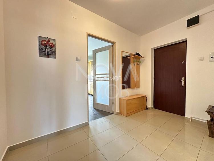 Apartament 3 camere, decomandat - Central - 11