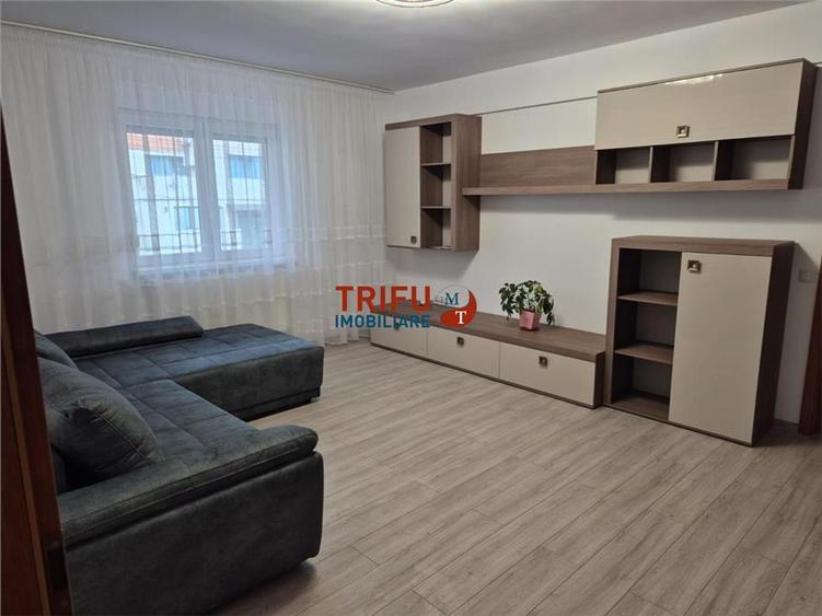 Apartament 3 camere de inchiriat zona Centru
