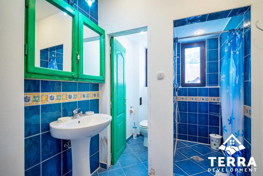 Apartament spectaculos de 5 camere în Sinaia cu priveliște de vis către munte