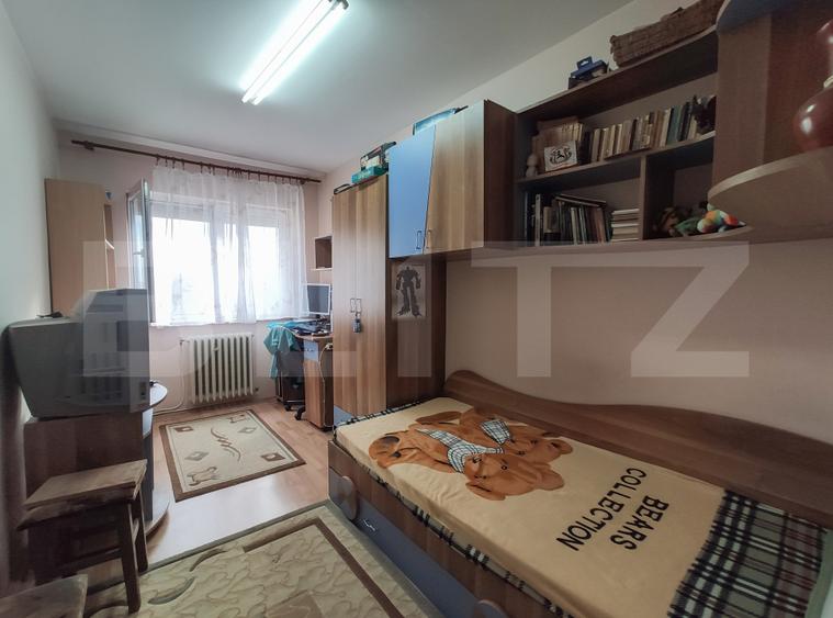 Apartament cu 3 camere, 90 mp, zona 14 Mai