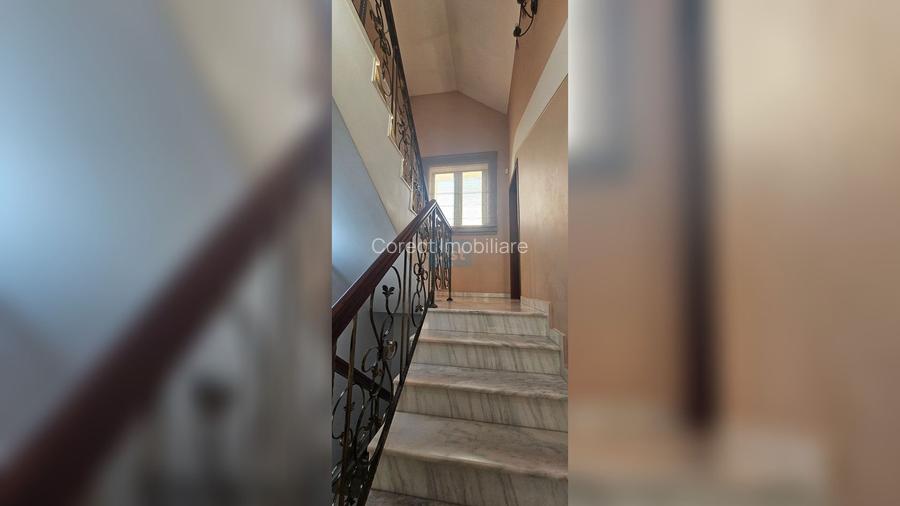 Casă premium D+P+E cu anexe si teren generos