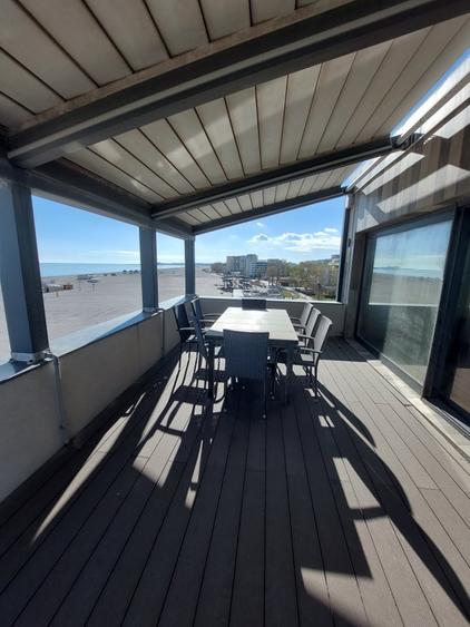 Mamaia - penthouse cu 3 camere, 2 bai, terasa generoasa