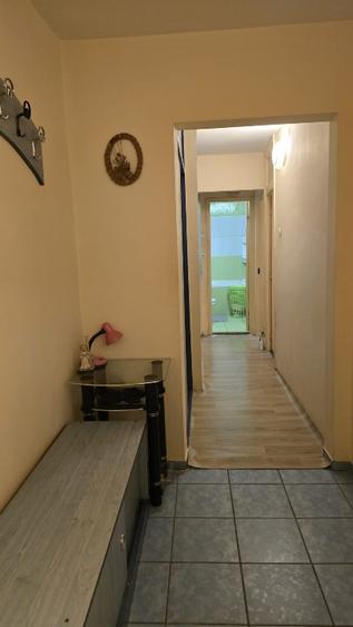 Apartament 3 camere decomandate, zona Nicolina-Cug, Biserica Catolică