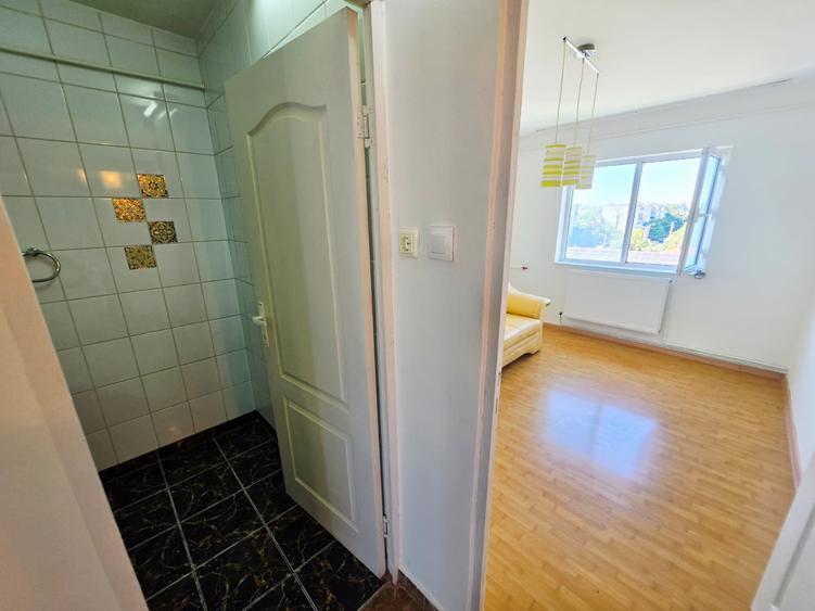 Vanzare apartament 3 camere, 2 bai, decomandat – Enachita Vacarescu