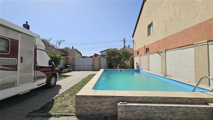 CASA INDIVIDUALA CU PISCINA DUMBRAVITA VATRA VECHE