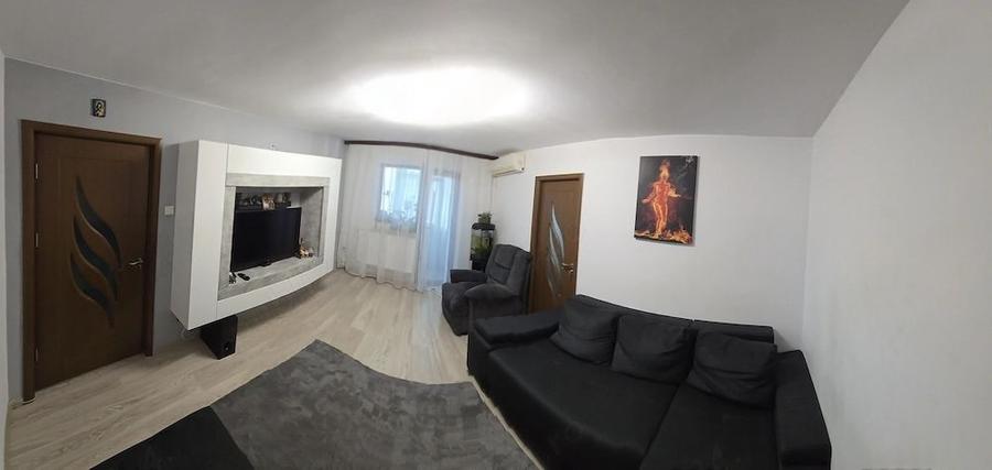 Apartament cu 3 camere semidecomandat de 49,26 mp etaj 1/4 zona Inel 2 Const