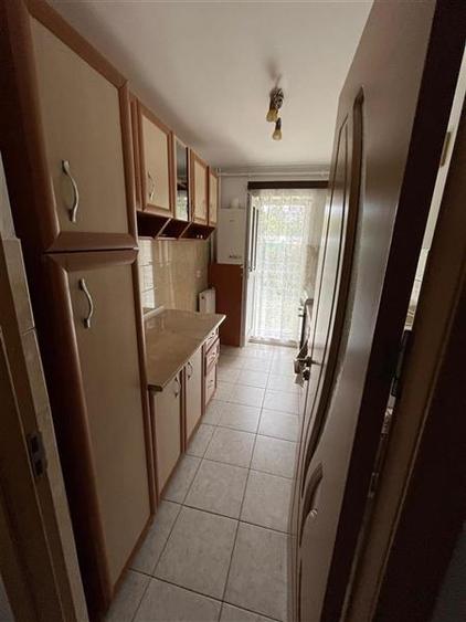 Apartament 2 camere semidecomandat, zona Adriatica