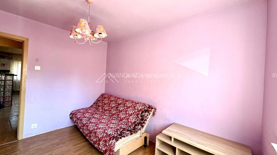 Apartament 3 camere decomandat, 65 mp, Între Lacuri, Comision 0% - 13
