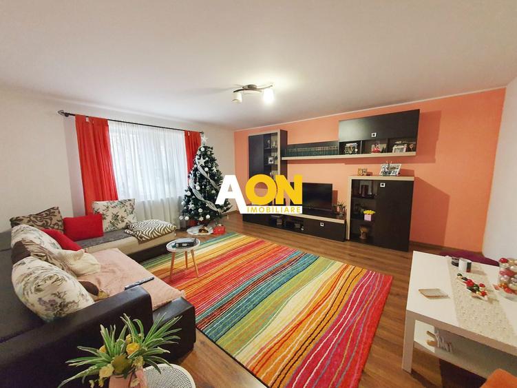 Casa pt 2 familii sau pt. clinica medicala, 8 camere, 486 mp teren