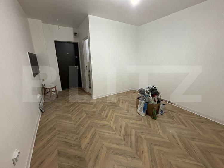 Cameră de cămin renovata, 17 mp – Bulevardul Poitiers