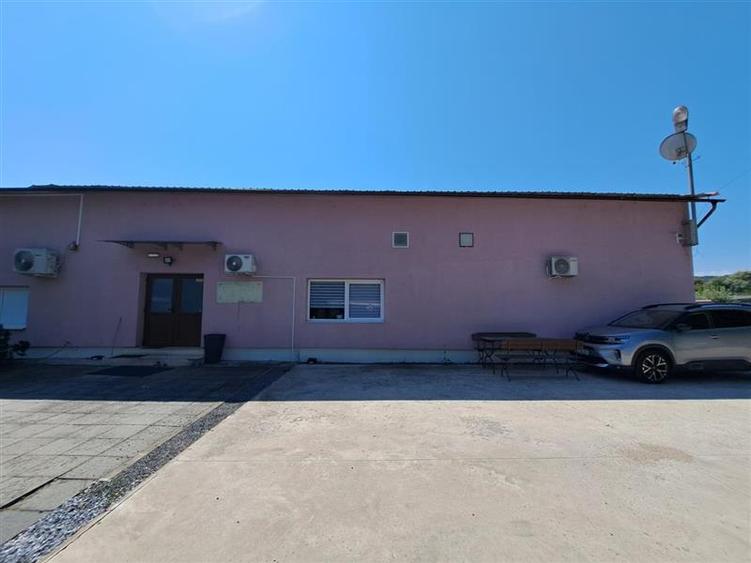 Spatiu pentru birouri, 190 mp utili, situat in Baciu!