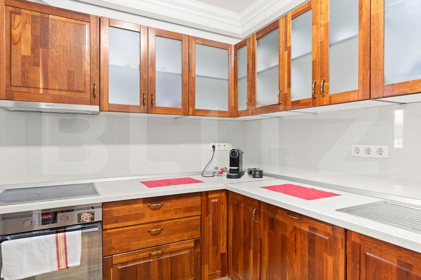 Apartament, 66 mp, mobilat utilat, terasa 11 mp, zona Centrala