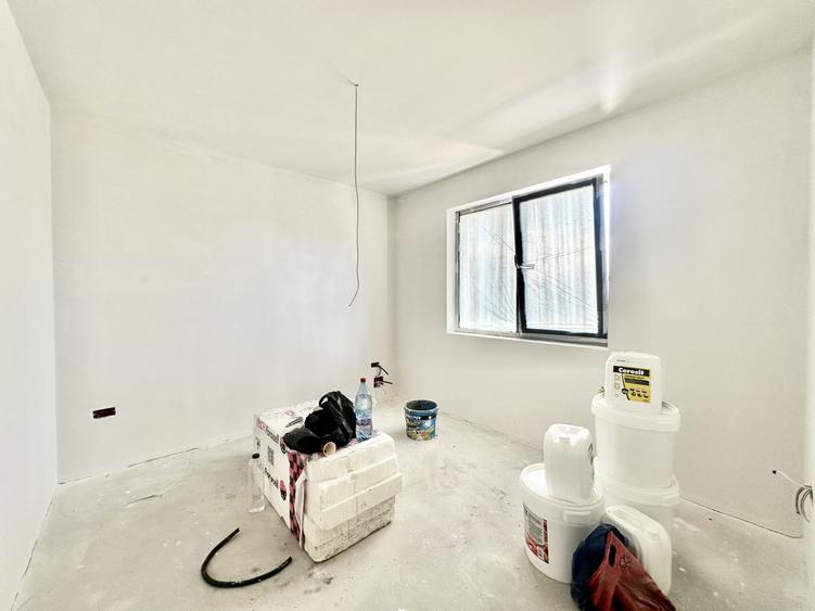 Duplex despartit prin camera tehnica | 4 camere | 115 mp utili | Drumul Boilor