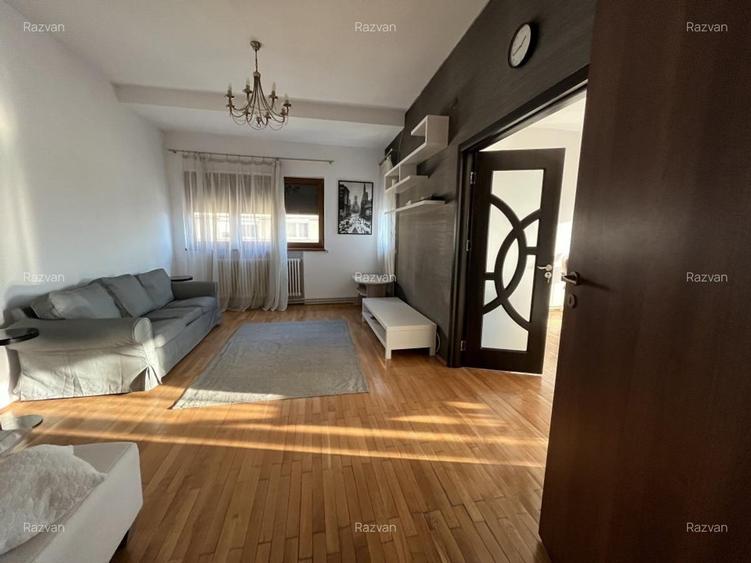 Apartament 4 Camere | Universitate | Balcon | 2 Bai | Centrala Proprie | Metrou