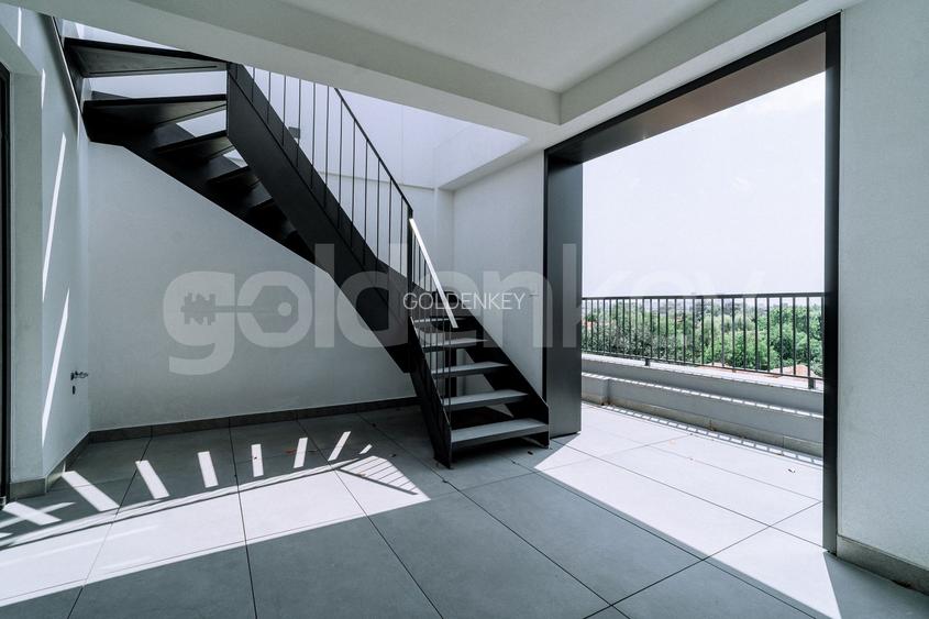 Apartament penthouse nemobilat cu 4 camere | 112mp terasa