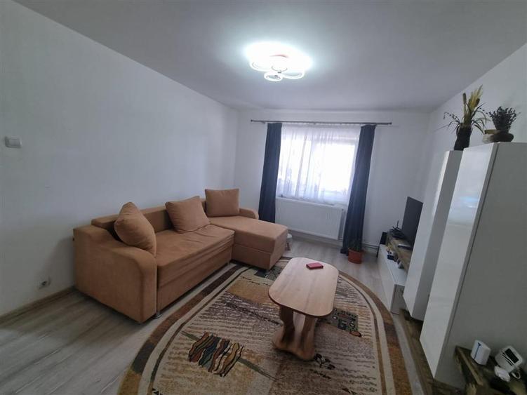 Apartament cu 3 de inchiriat ultracentral Fagaras