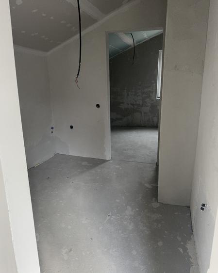 Case individuale , Stolna, in curte privata