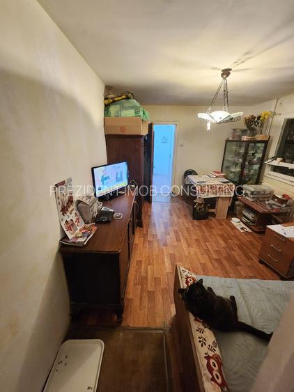 Apartament 3 camere Obregia - Piata Covasna - 13