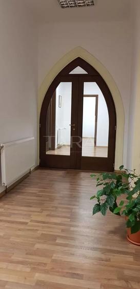 Apartament sau Birou. Vanzare, in zona ultracentrala. Parcul Central.