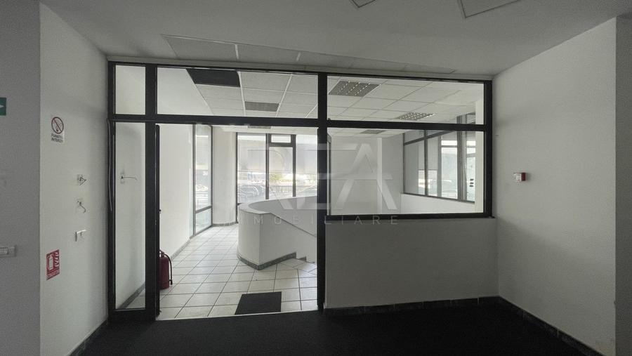 SPATIU COMERCIAL PASAJ BASARAB - CALEA GRIVITEI