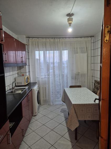 Apartament 2 camere decomandat, Plantelor, etaj 2.