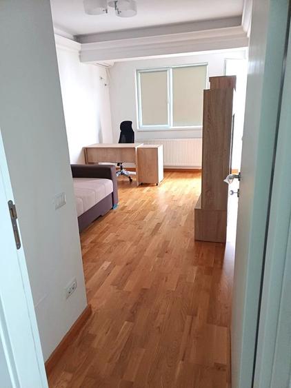 Garsonieră decomandată cu centrală proprie și parcare, High Class Residence