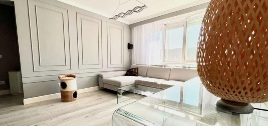 Titan PARC,bl.REABILITAT,mobilat,utilat complet,balcon,AC,AMENAJAT,spatios