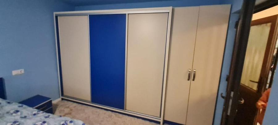 Persoana fizica închiriez apartament