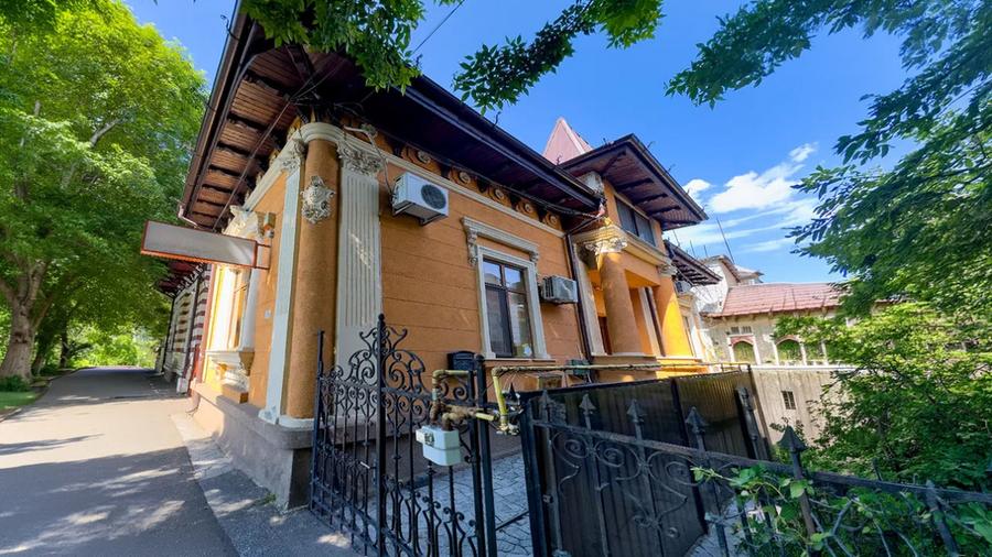 Cotroceni,Vilă Belle Époque renovată, 4 camere, 130 mp, Comision 0%