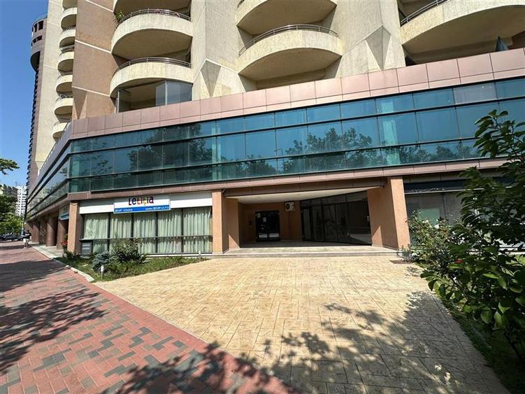 Vanzare Spatii - clinica, comercial, showroom, birouri