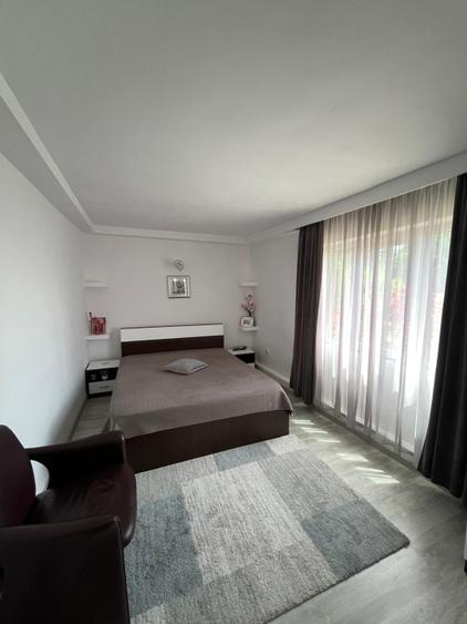 Casa impecabila P+1, 274 mp, cu 1128 mp teren si livada, zona Popoveni