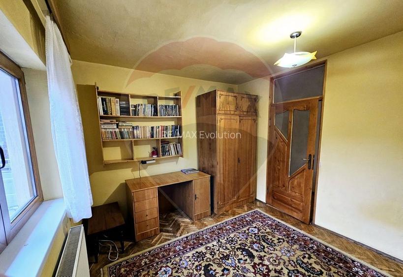 SINAIA- APARTAMENT DE VACANTA/ REZIDENTIAL- 3 camere in vila! - 23