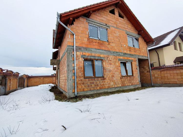 Casă vilă de vânzare în Cristian, Sibiu
