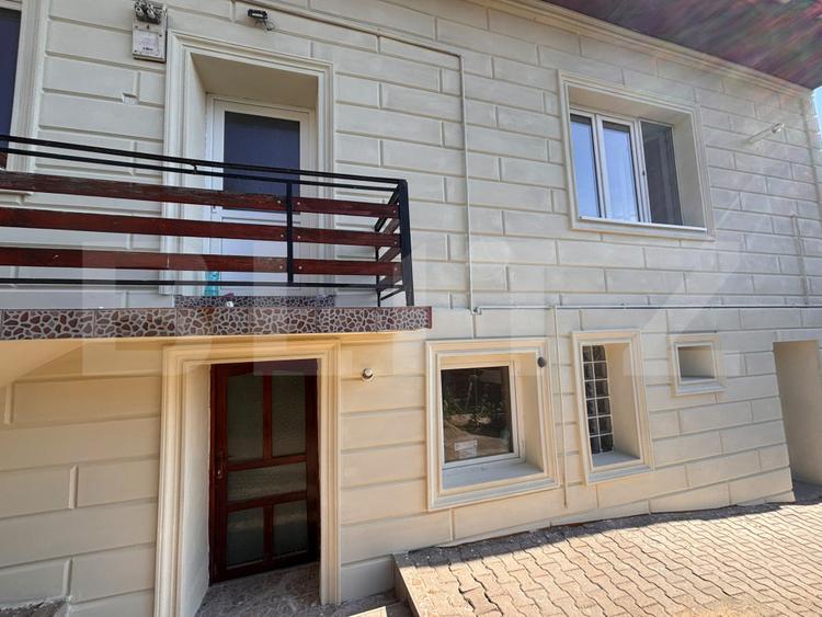 Apartament 3 camere cu curte, în centru Blaj