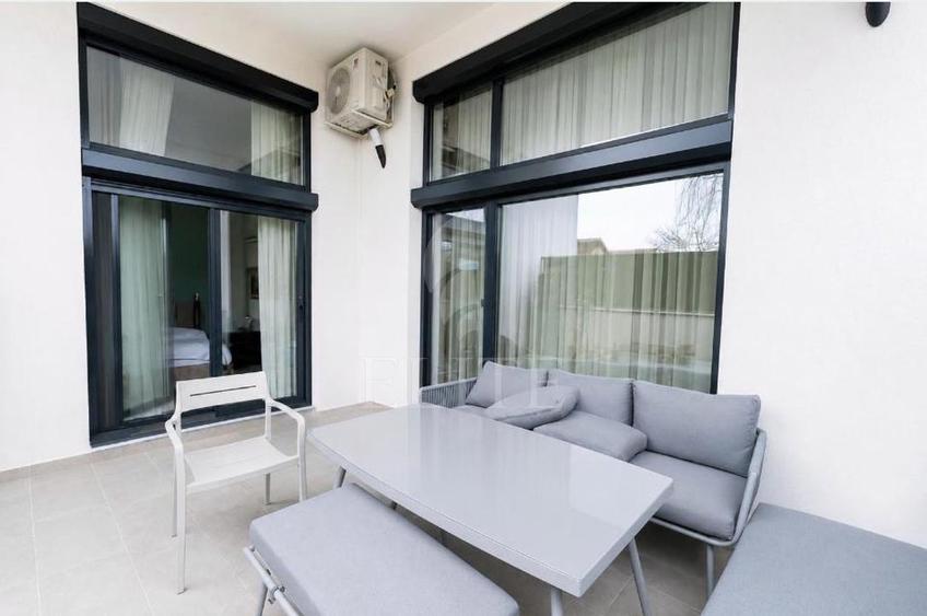 Apartament 3 camere în zona INTRE LACURI