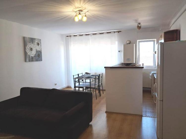 Apartament 2 camere in Valea Aurie