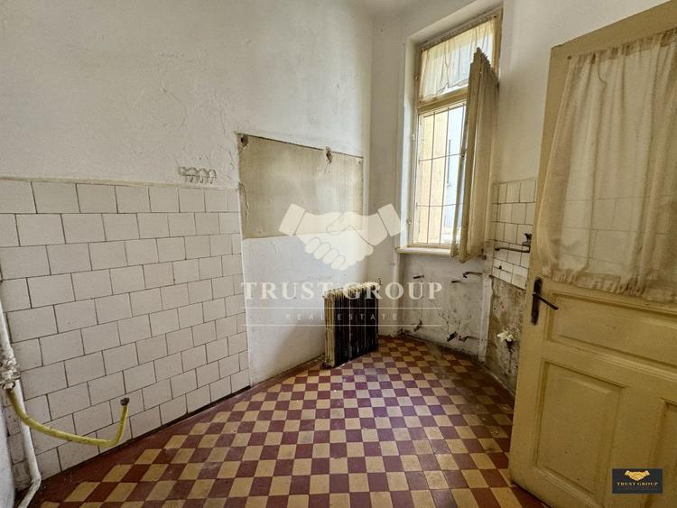 4 camere Parter in vila Cismigiu |+2 cam la demisol +1/2 din mansarda | Garaj